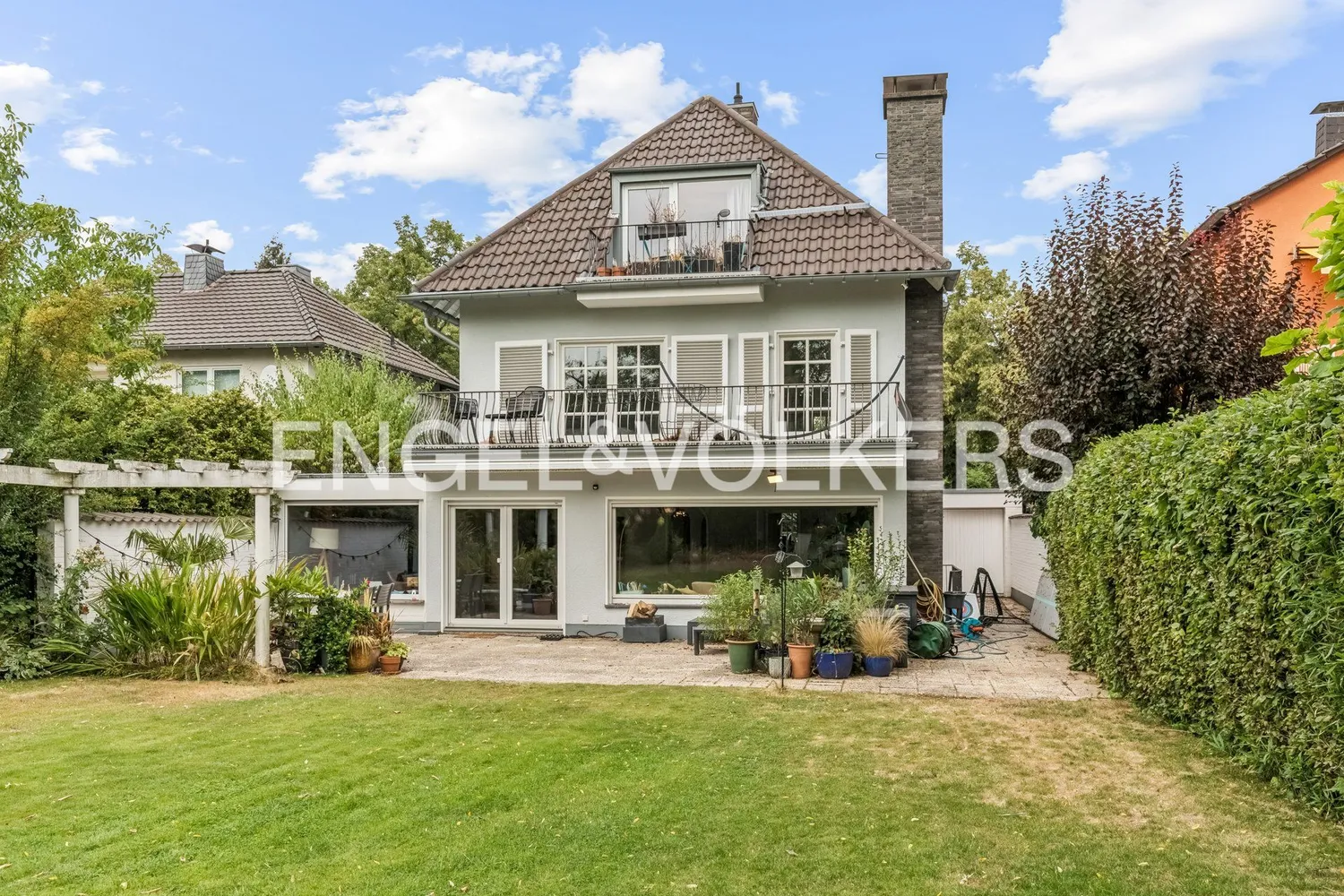 9 room house with 250 m² in Bonn – Photo 11