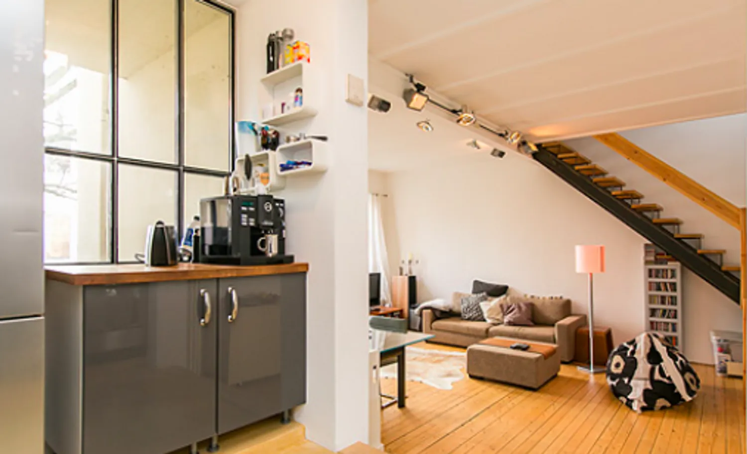 2 room apartment with 95 m² in Hamburg – Photo 1