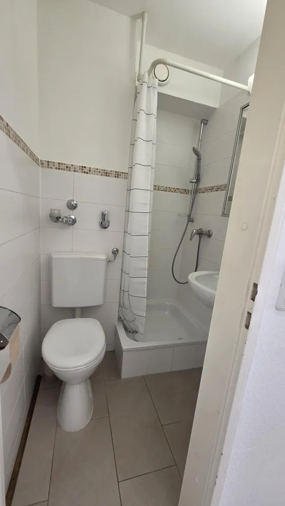 1 room apartment with 22 m² in Munich – Photo 6