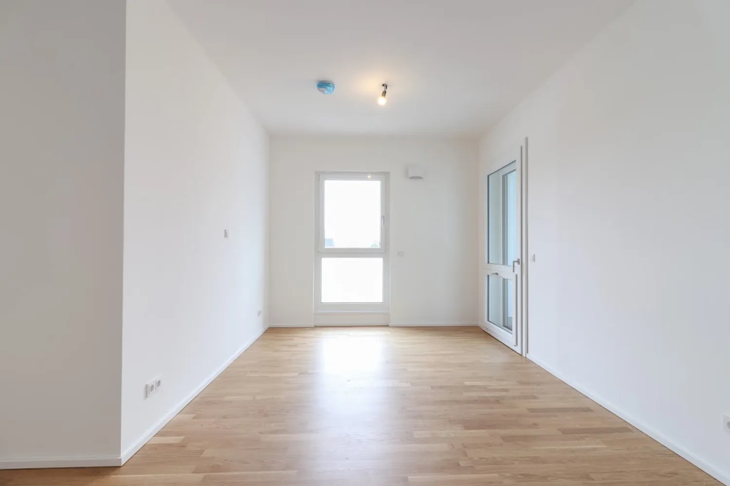 4 Zimmer Wohnung mit 138 m² in Frankfurt am Main – Bild 2