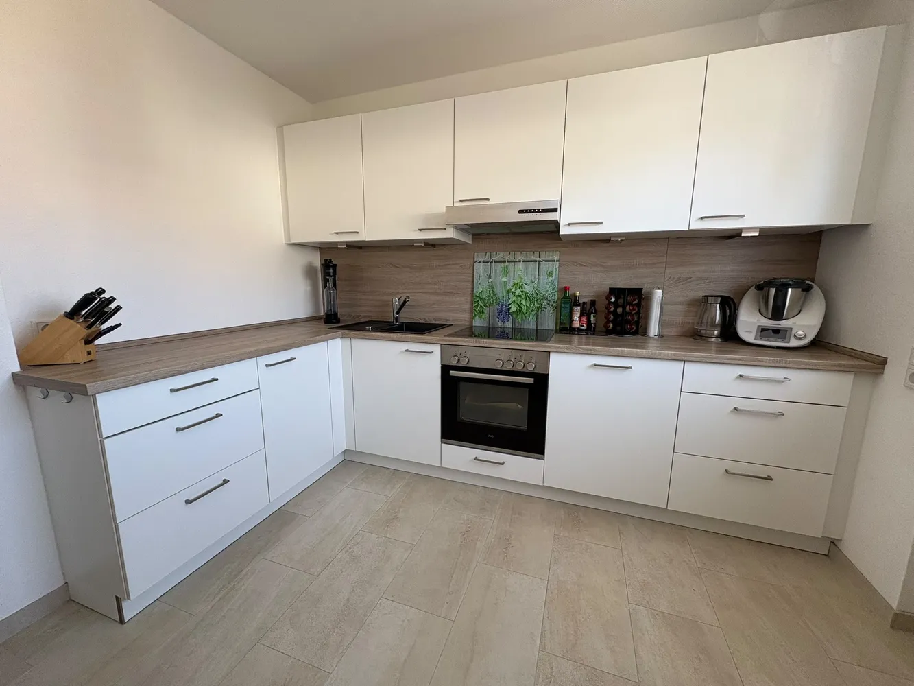 2 Zimmer Wohnung mit 51 m² in Wiesbaden – Bild 2