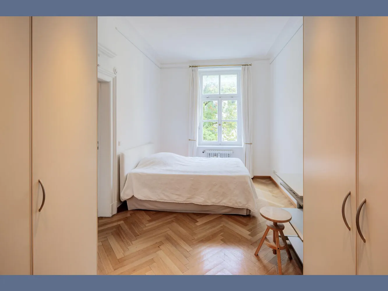 7 Zimmer Wohnung mit 230 m² in München – Bild 5