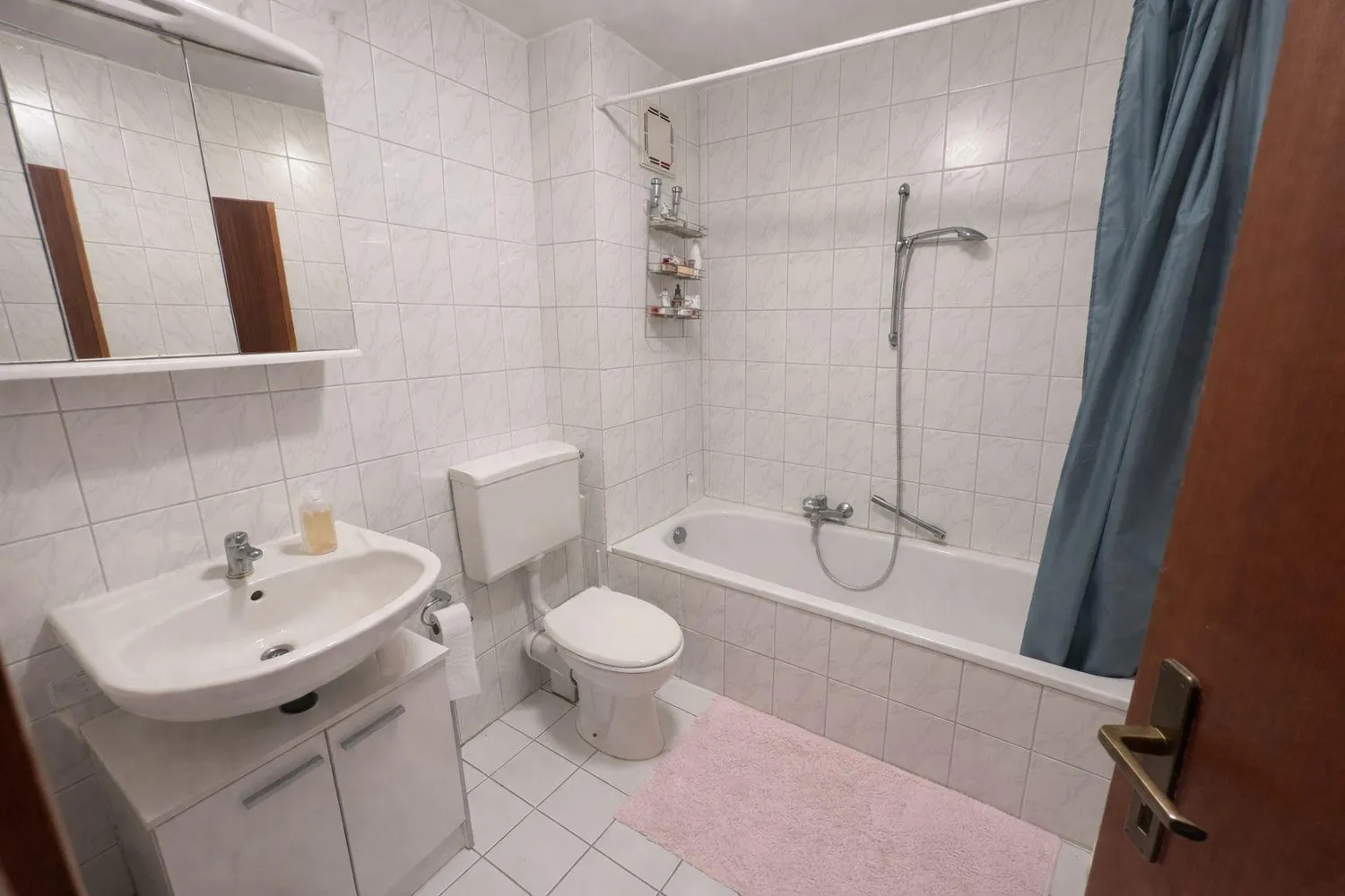 2 room apartment with 58 m² in Frankfurt am Main – Photo 4