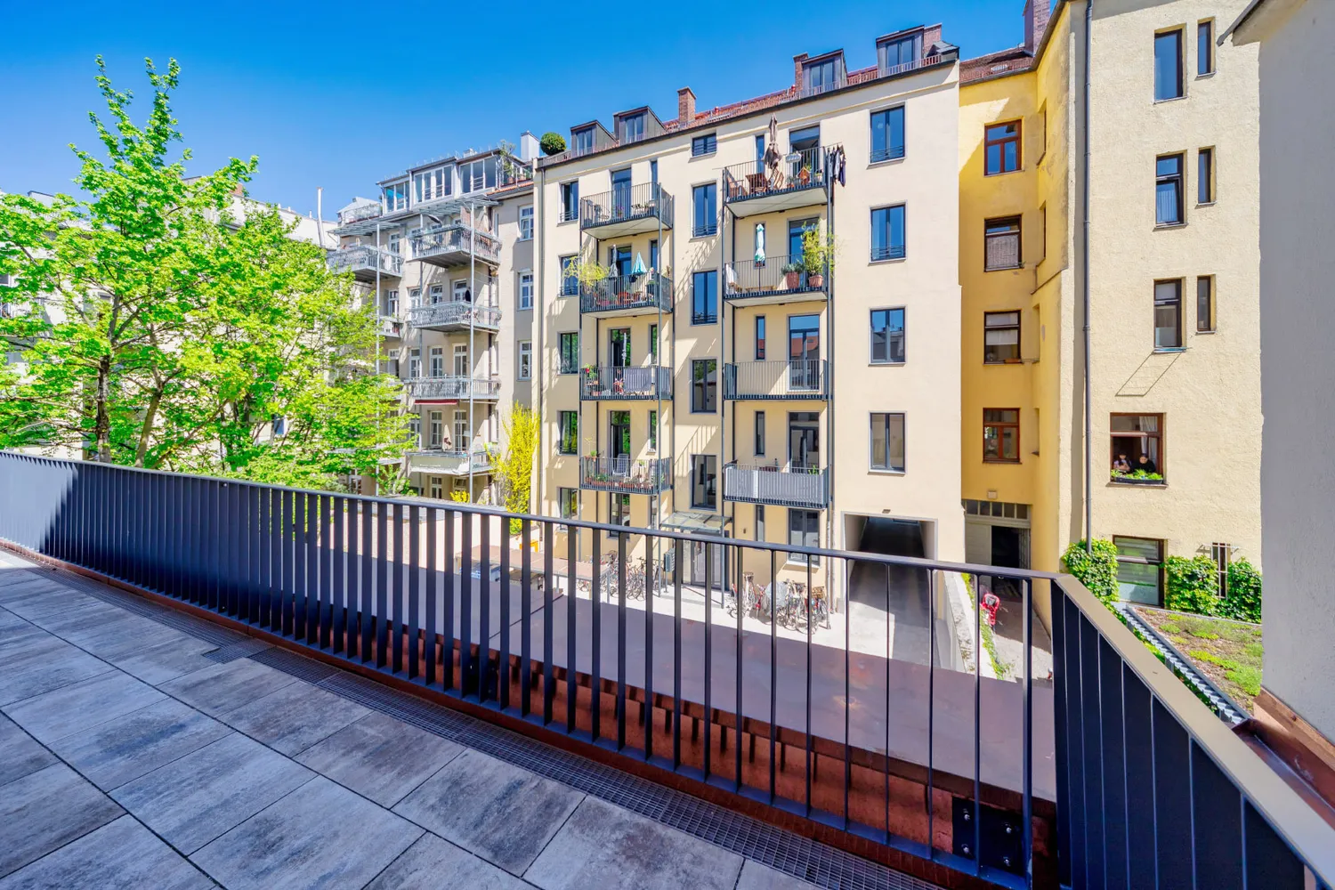 2 Zimmer Wohnung mit 78 m² in München – Bild 11
