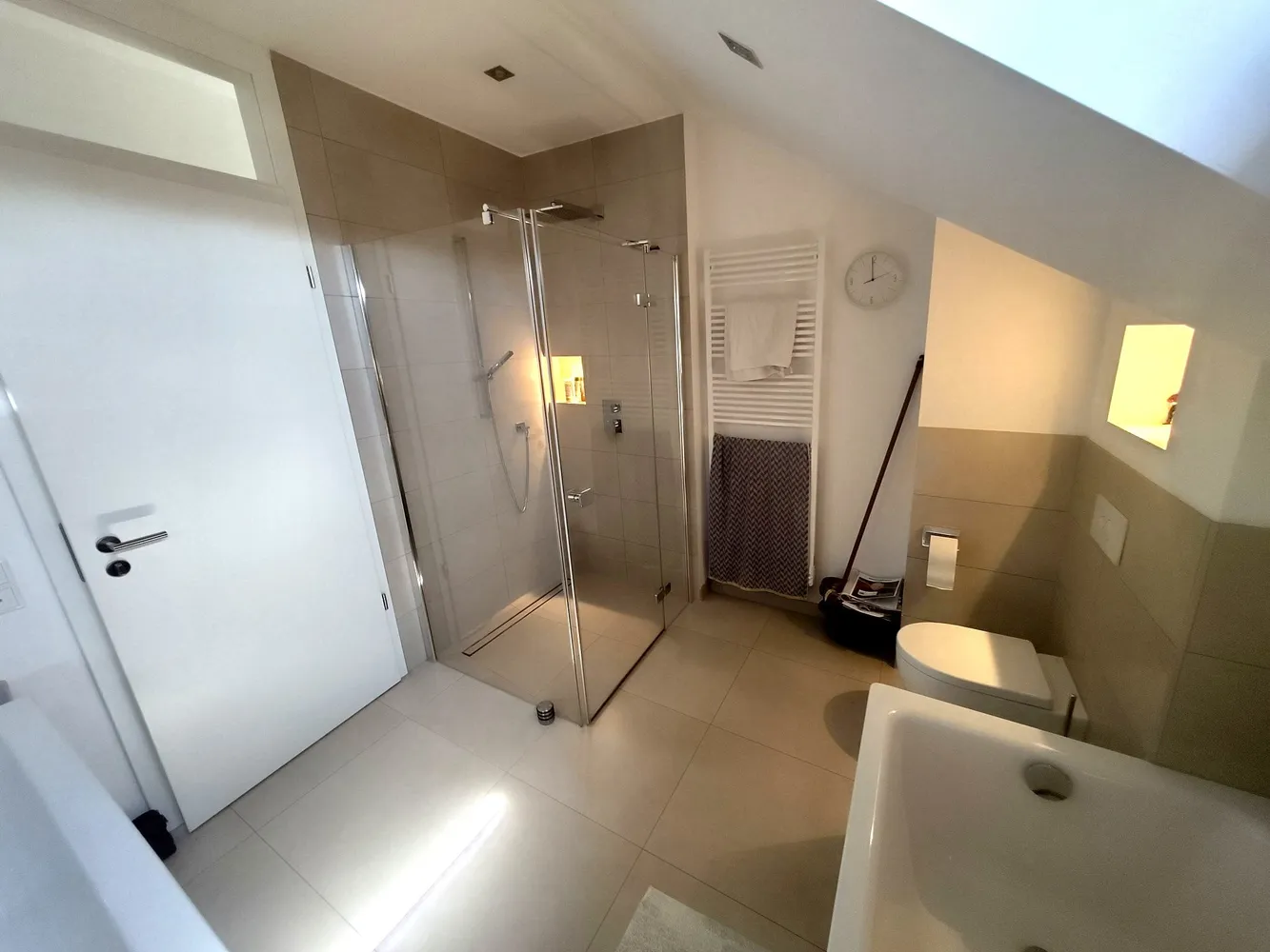 3 Zimmer Wohnung mit 100 m² in Bonn – Bild 4