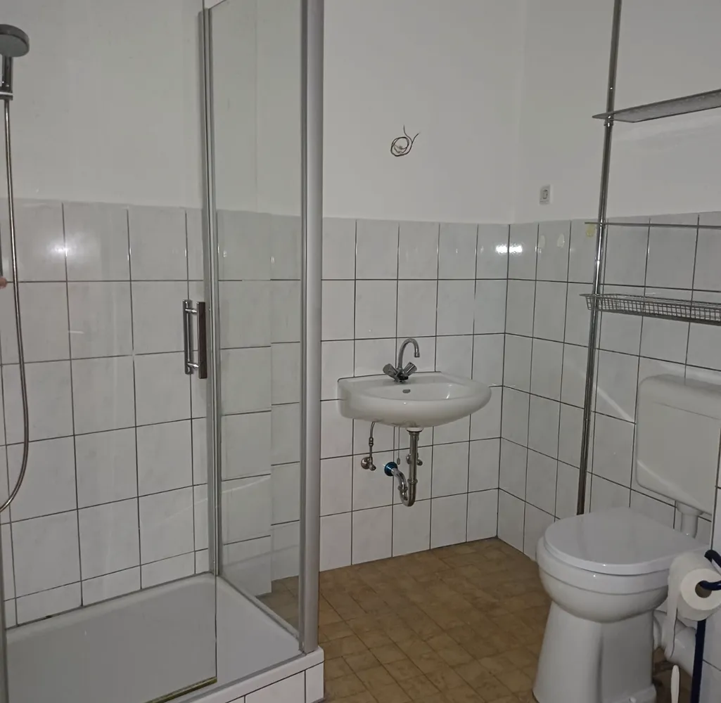 2 Zimmer Wohnung mit 78 m² in Duisburg – Bild 2
