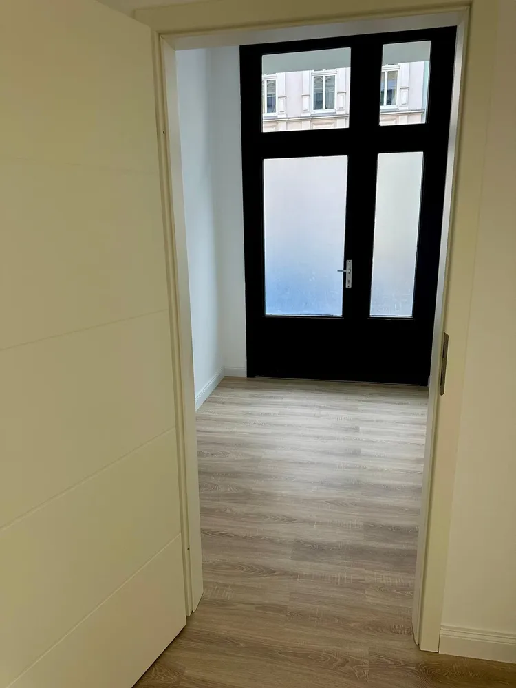 4 Zimmer Wohnung mit 110 m² in Magdeburg – Bild 3