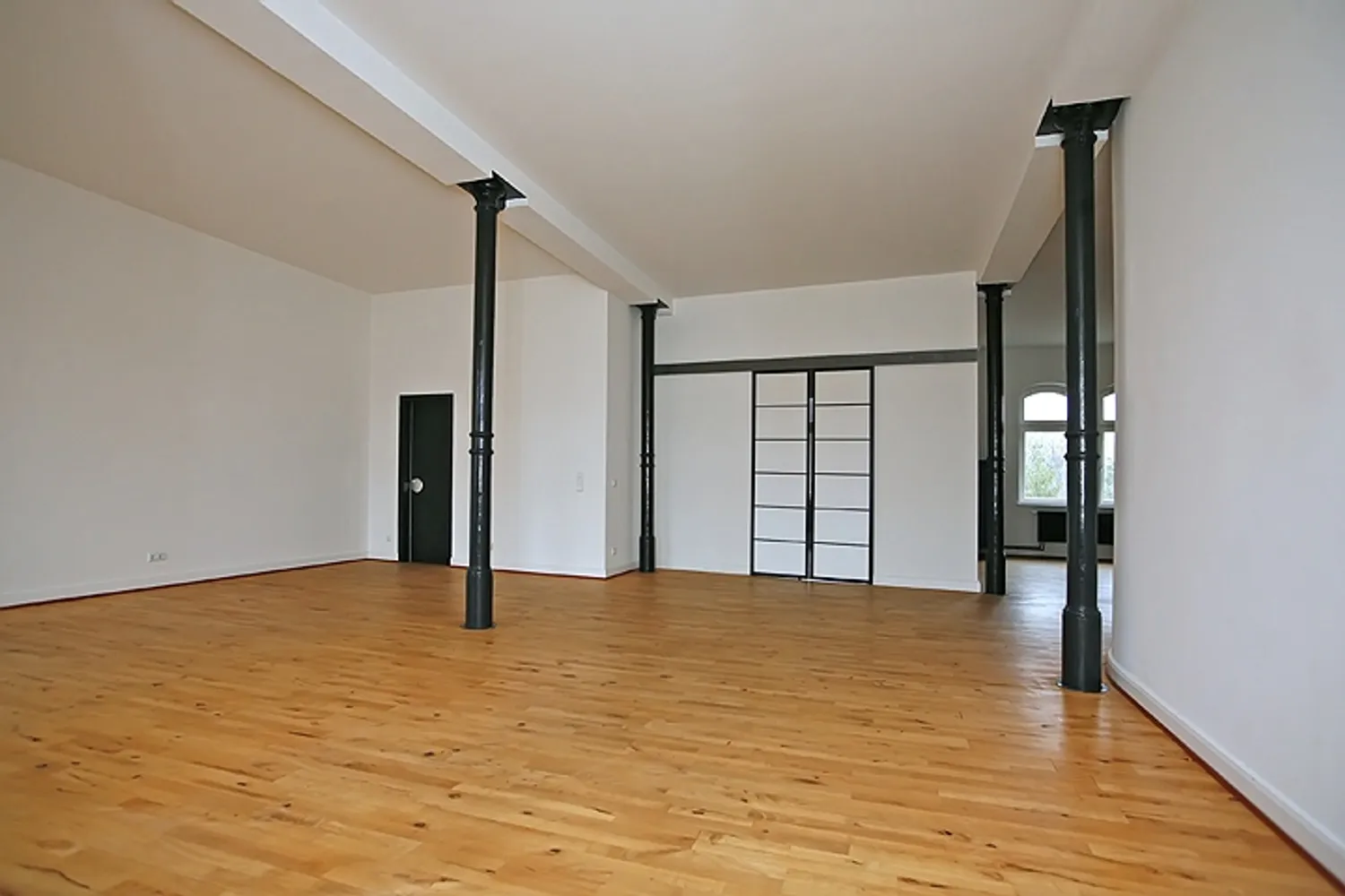 3 Zimmer Wohnung mit 137 m² in Hamburg – Bild 1