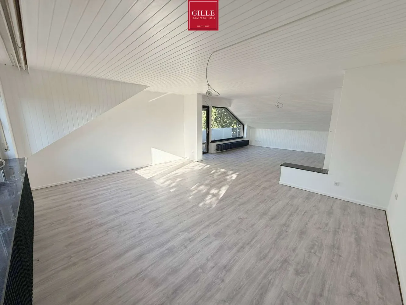 4 Zimmer Wohnung mit 140 m² in Neuss – Bild 12