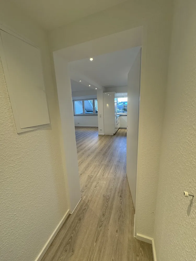 2 Zimmer Wohnung mit 82 m² in Düsseldorf – Bild 2
