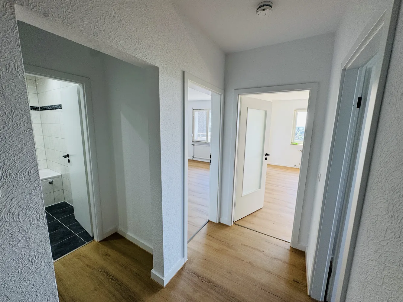 4 Zimmer Wohnung mit 70 m² in Duisburg – Bild 3