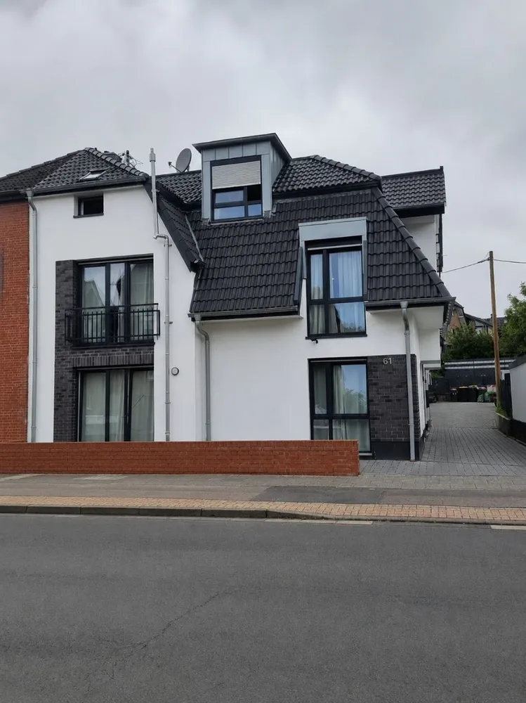 4 Zimmer Wohnung mit 112 m² in Hürth – Bild 3