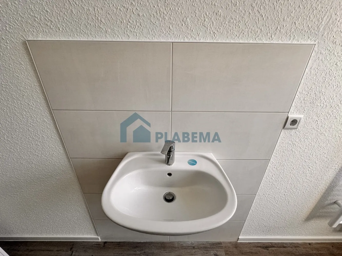 4 Zimmer Wohnung mit 91 m² in Greifswald – Bild 2