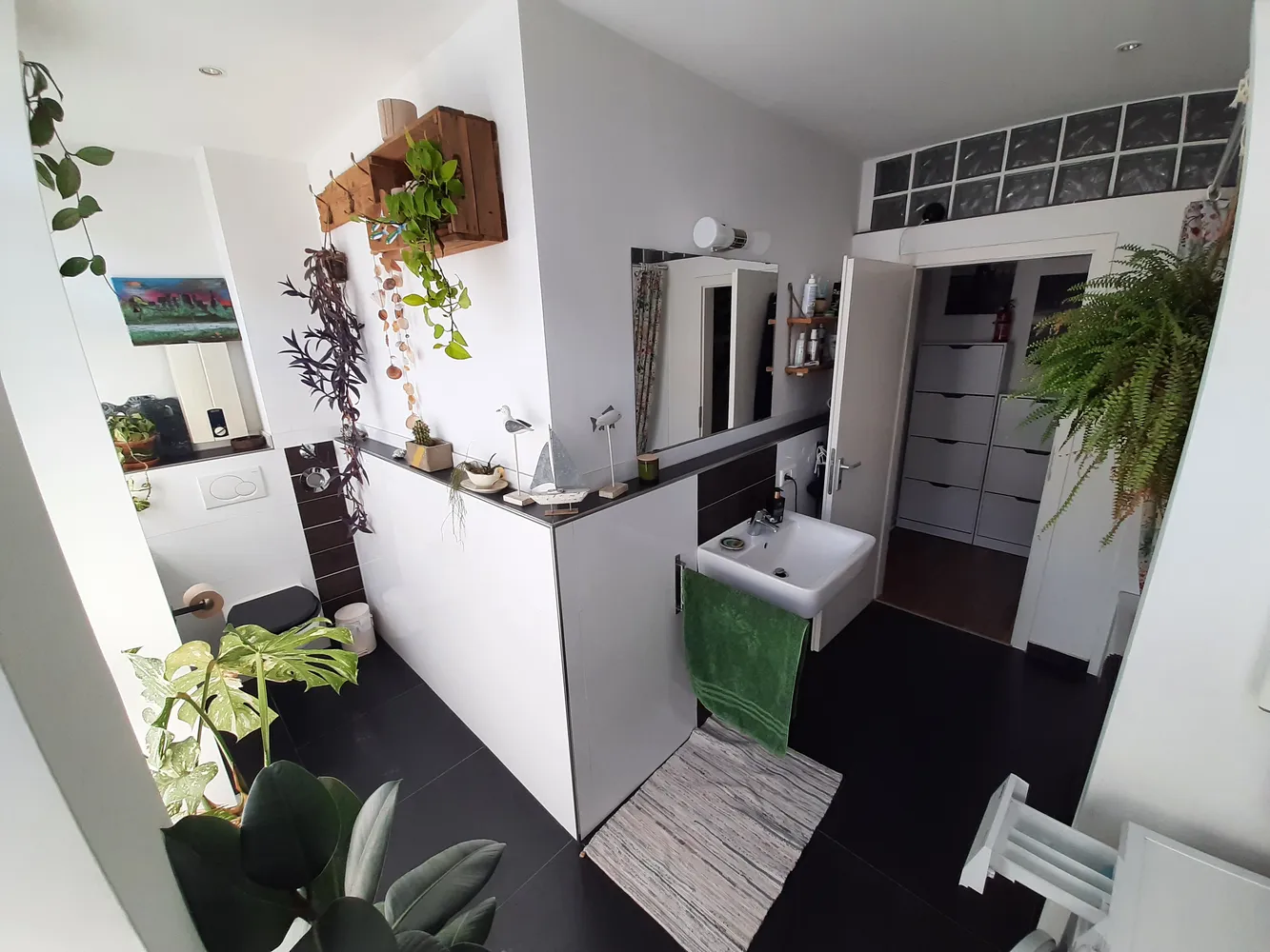 2 Zimmer Wohnung mit 93 m² in Düsseldorf – Bild 3