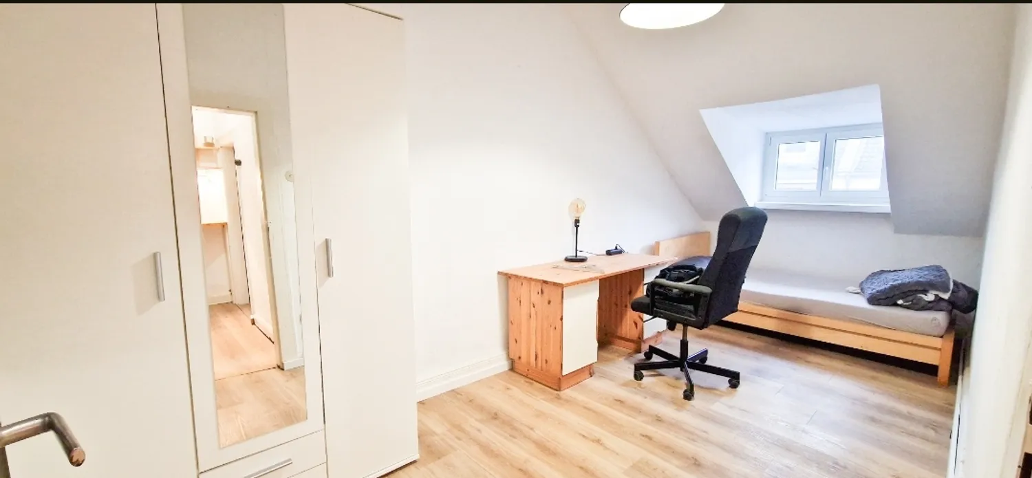 2 Zimmer Wohnung mit 33 m² in Düsseldorf – Bild 1