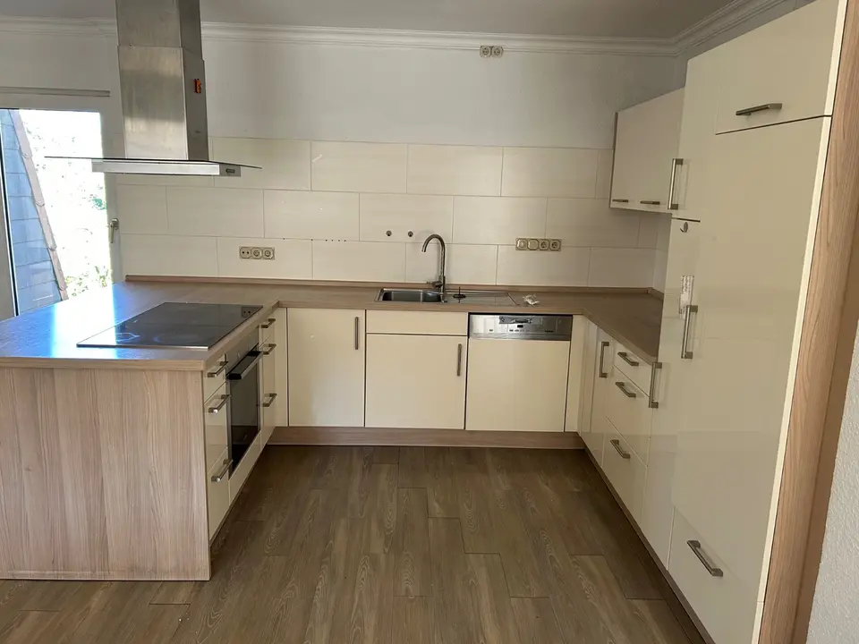 6 Zimmer Wohnung mit 175 m² in Norden – Bild 7