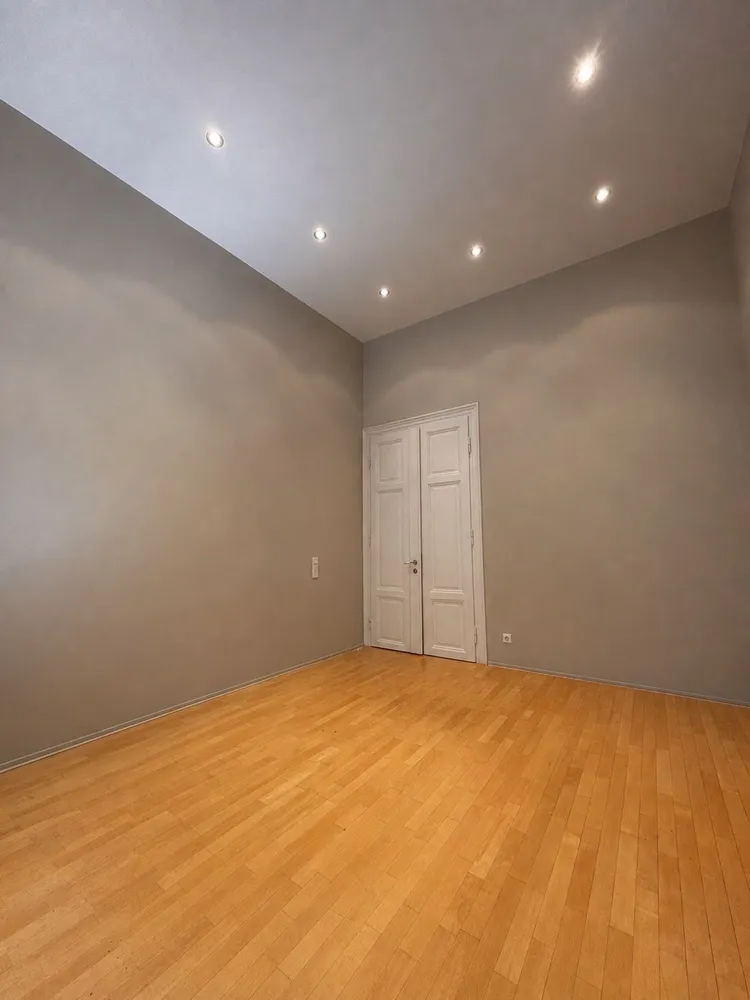 6 Zimmer Wohnung mit 200 m² in Wiesbaden – Bild 11