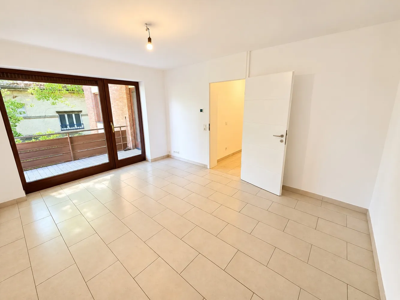 4 room apartment with 111 m² in Frankfurt am Main – Photo 6