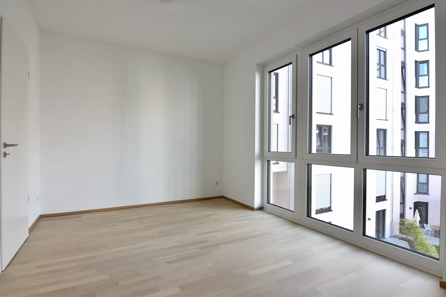 3 room apartment with 79 m² in Düsseldorf – Photo 3