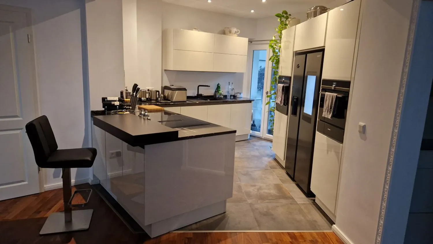 4 Zimmer Wohnung mit 114 m² in Düsseldorf – Bild 1