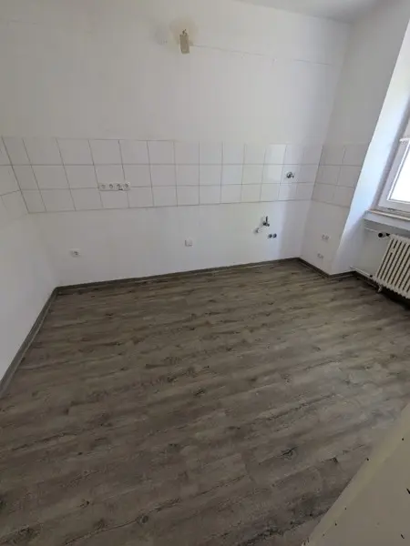 3 Zimmer Wohnung mit 75 m² in Düsseldorf – Bild 2