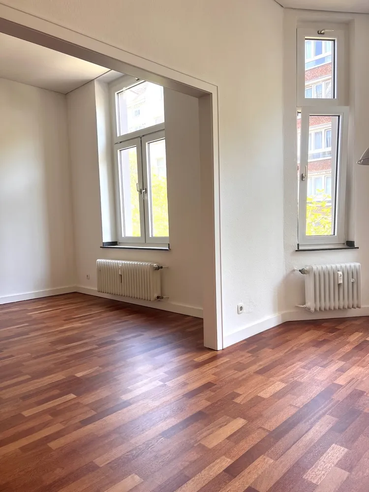 3 Zimmer Wohnung mit 85 m² in Düsseldorf – Bild 2