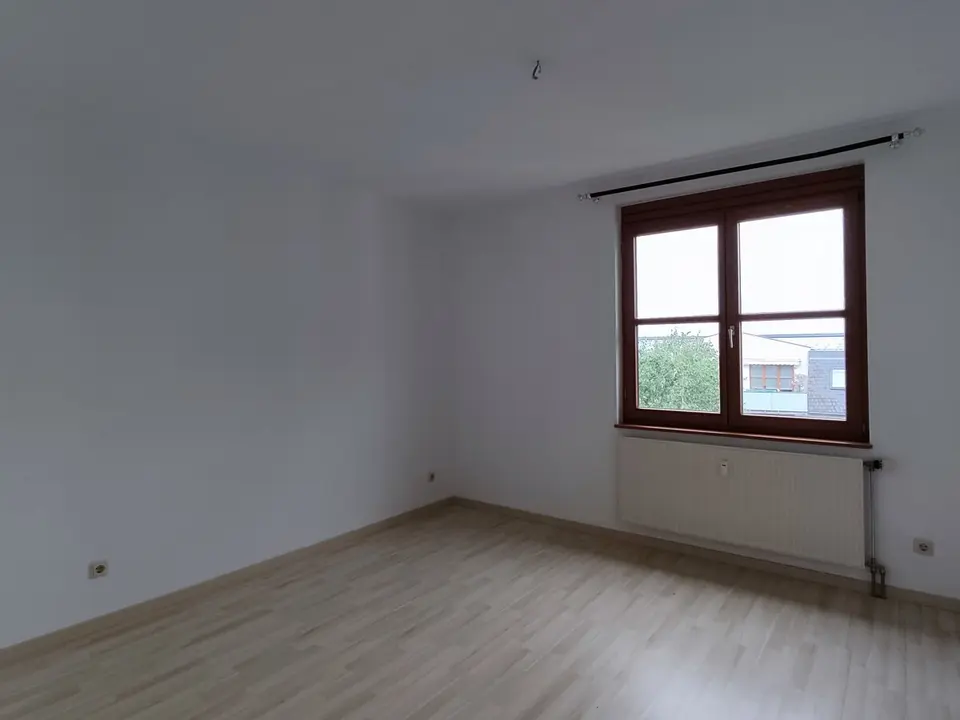 2 Zimmer Wohnung mit 65 m² in Plauen – Bild 4