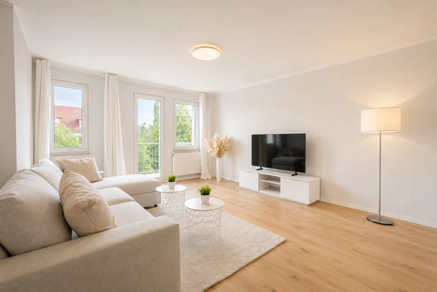 2 Zimmer Wohnung mit 67 m² in Dresden – Bild 2