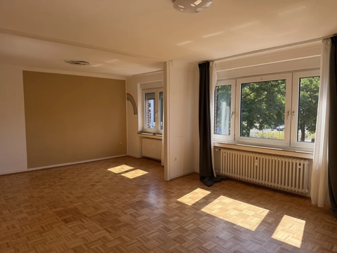 2 Zimmer Wohnung mit 90 m² in Duisburg – Bild 1