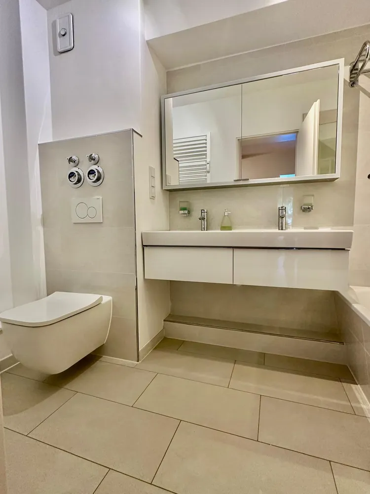 4 Zimmer Wohnung mit 125 m² in Hamburg – Bild 9
