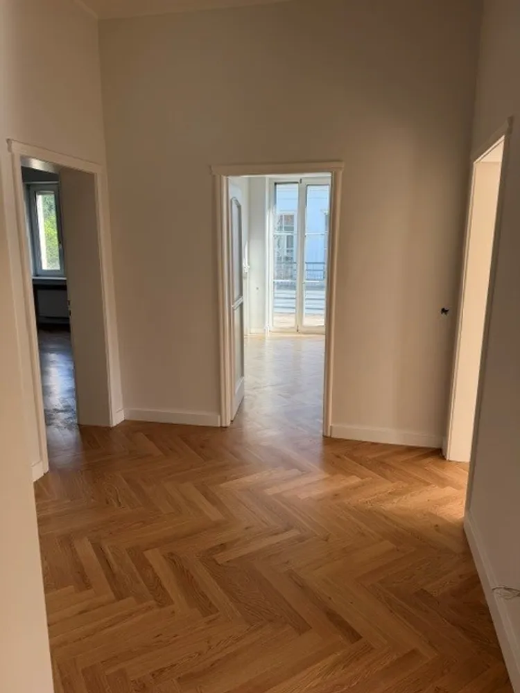 4 Zimmer Wohnung mit 130 m² in Düsseldorf – Bild 9