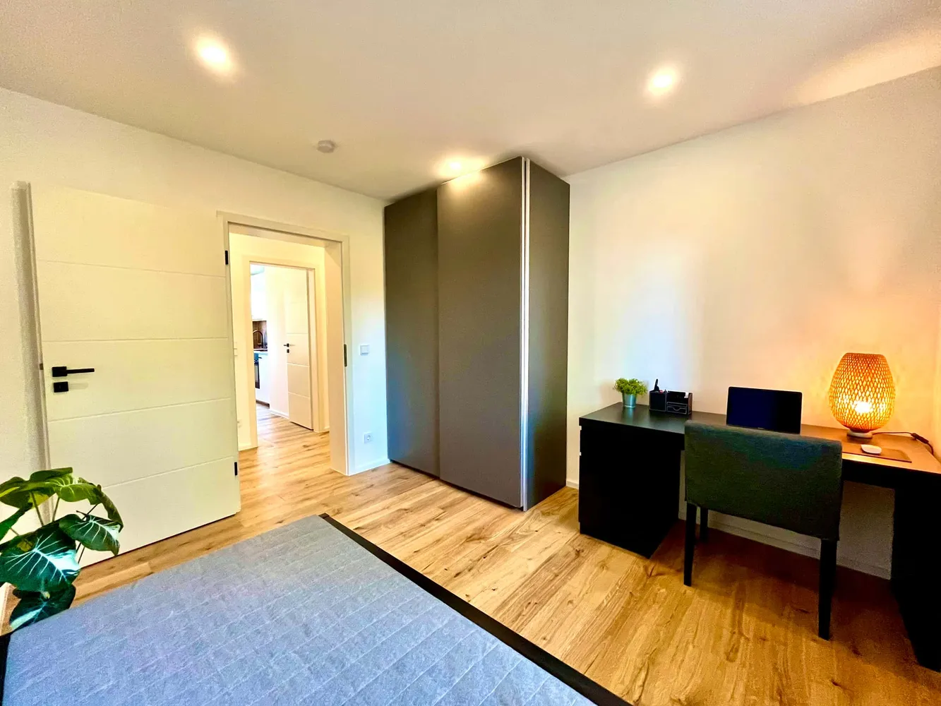 Shared room with 11 m² in Munich – Photo 5