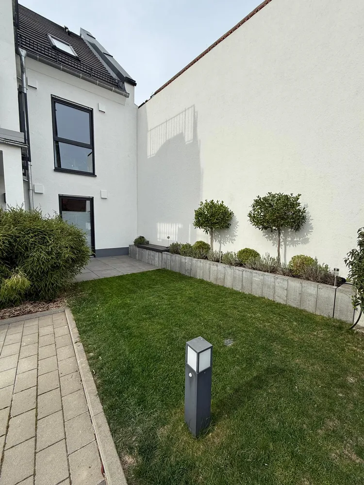 2 Zimmer Wohnung mit 56 m² in Wiesbaden – Bild 2