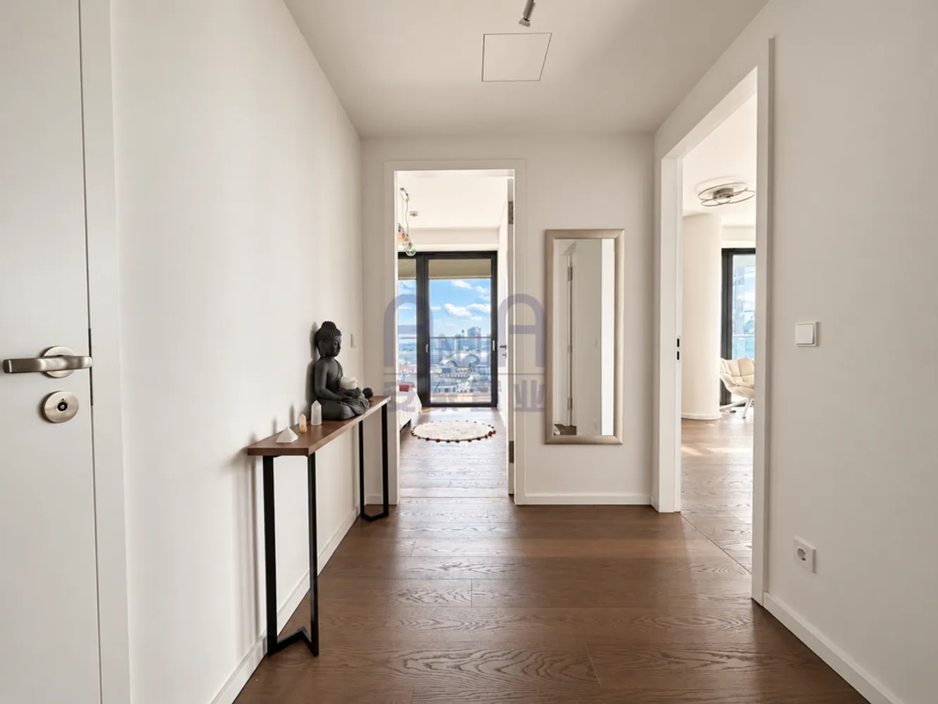 3 Zimmer Wohnung mit 91 m² in Frankfurt am Main – Bild 2