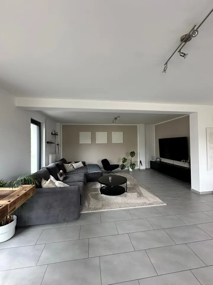 2 Zimmer Wohnung mit 111 m² in Gütersloh – Bild 1