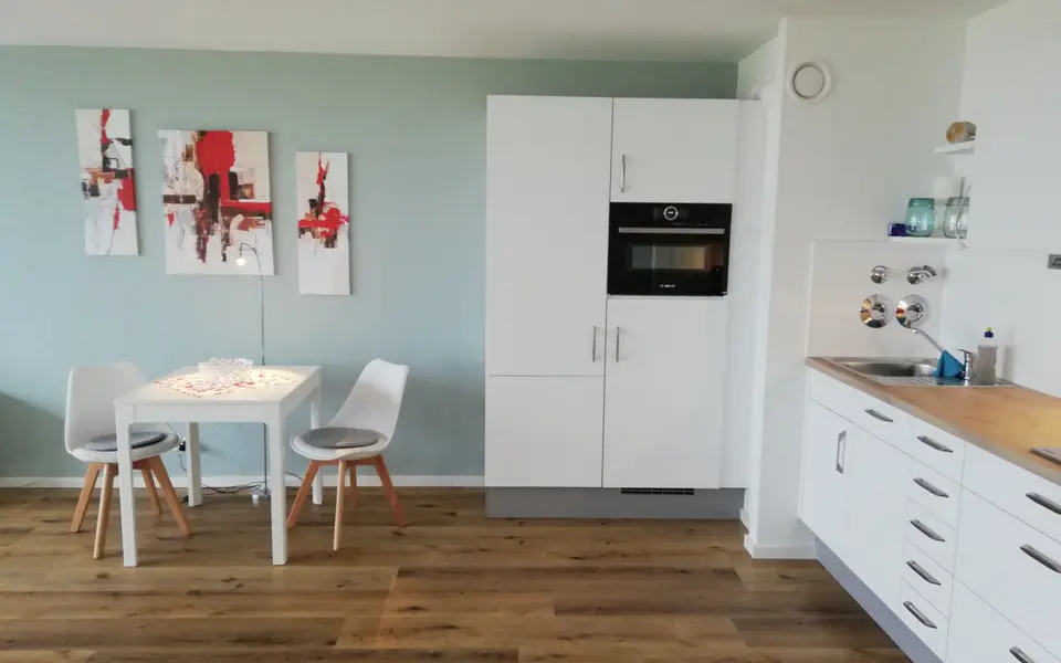 Shared room with 48 m² in Stuttgart – Photo 3