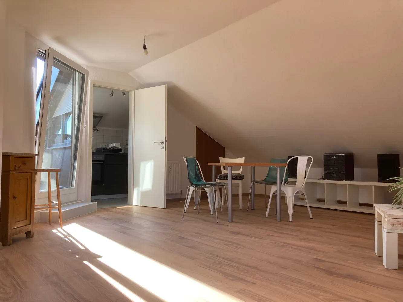 1 Zimmer Wohnung mit 45 m² in Stuttgart – Bild 2