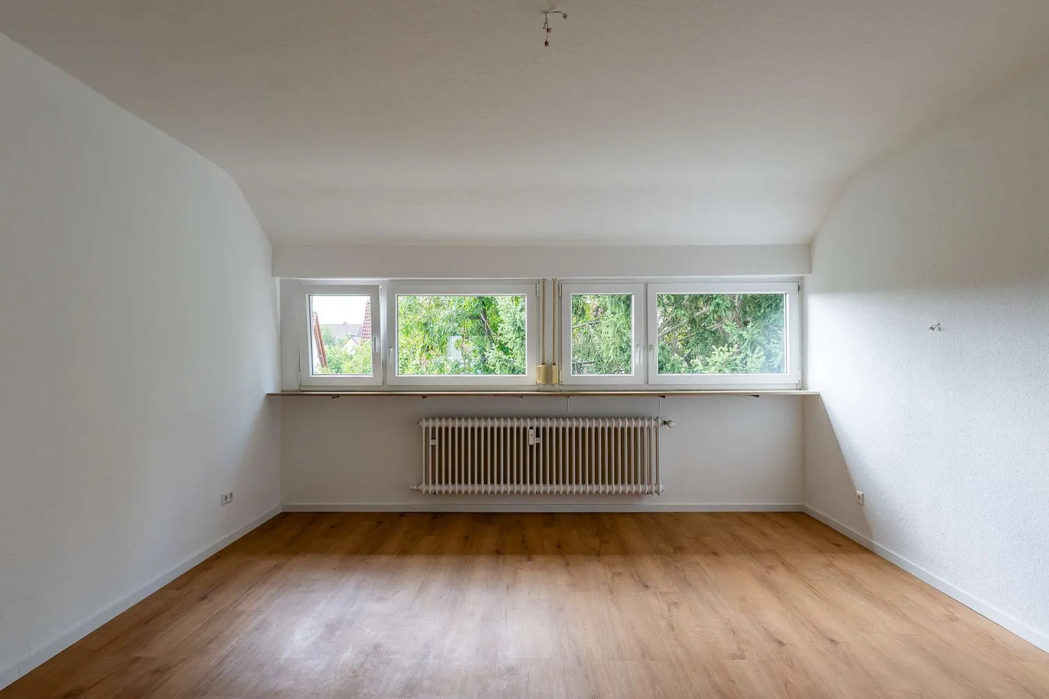 4 Zimmer Wohnung mit 94 m² in Stuttgart – Bild 4