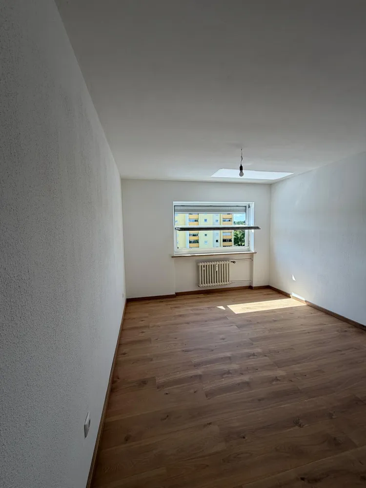 5 Zimmer Wohnung mit 101 m² in Regensburg – Bild 9