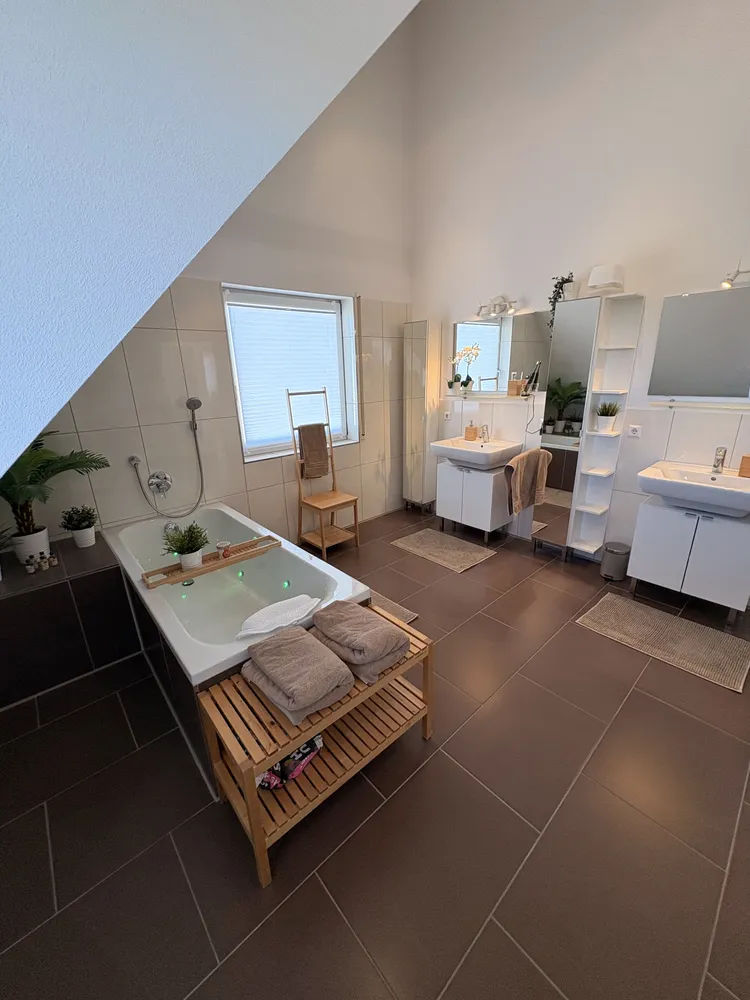 5 Zimmer Wohnung mit 175 m² in Reutlingen – Bild 5