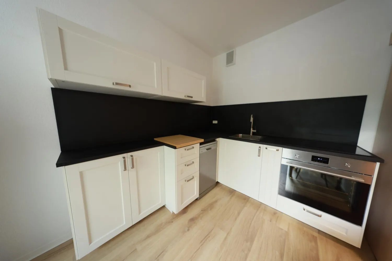 1 Zimmer Wohnung mit 37 m² in Rostock – Bild 1