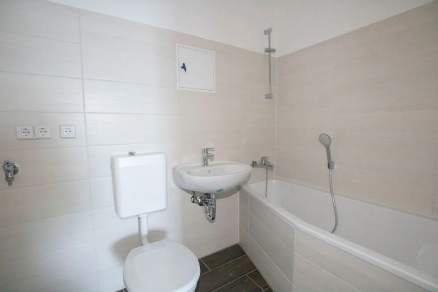 3 Zimmer Wohnung mit 69 m² in Halle (Saale) – Bild 11