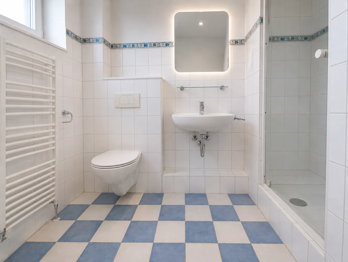 2 Zimmer Wohnung mit 67 m² in Husum – Bild 1