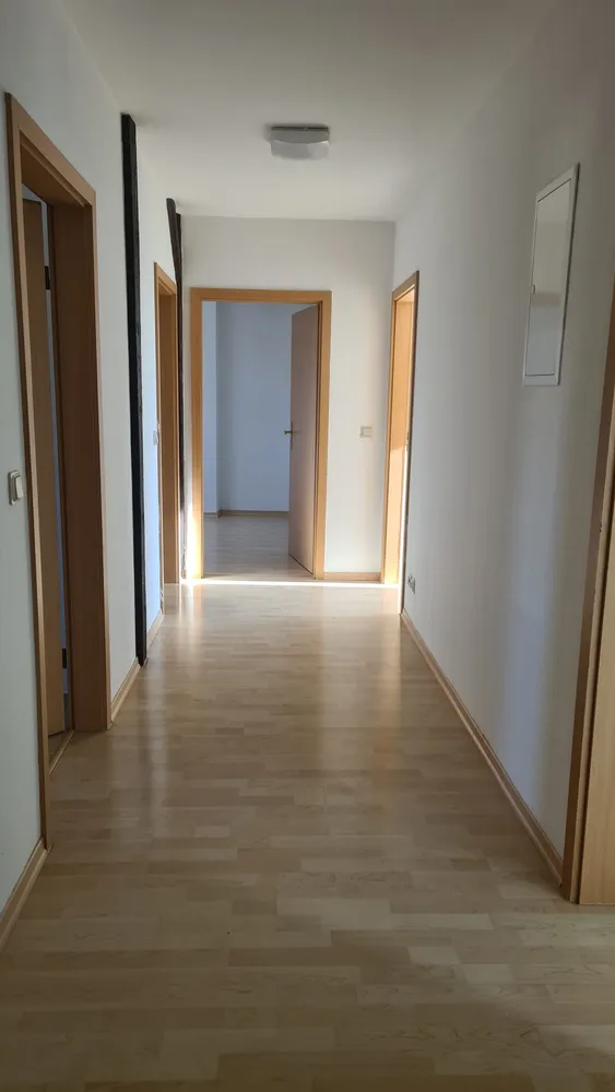 3 Zimmer Wohnung mit 78 m² in Halle (Saale) – Bild 2