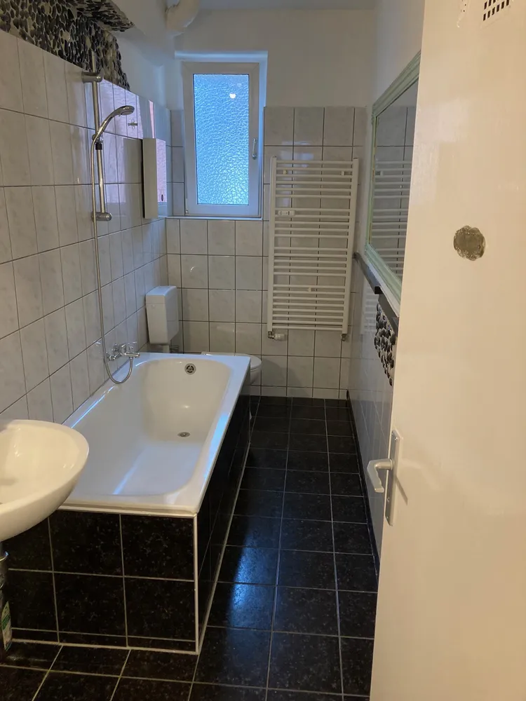 2 Zimmer Wohnung mit 85 m² in Düsseldorf – Bild 8