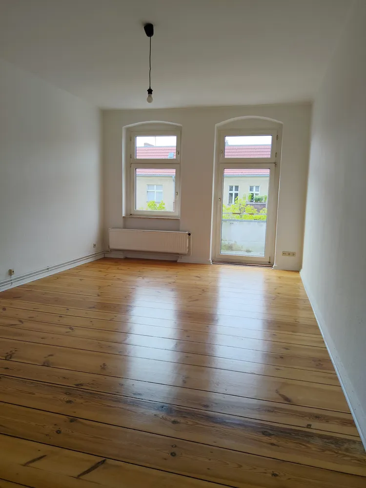 2 Zimmer Wohnung mit 70 m² in Berlin – Bild 1