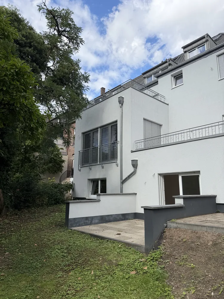 2 room apartment with 81 m² in Cologne – Photo 4