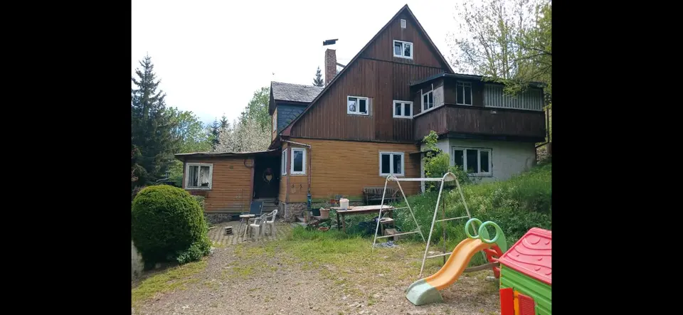 10 Zimmer Haus mit 130 m² in Rudolstadt – Bild 1