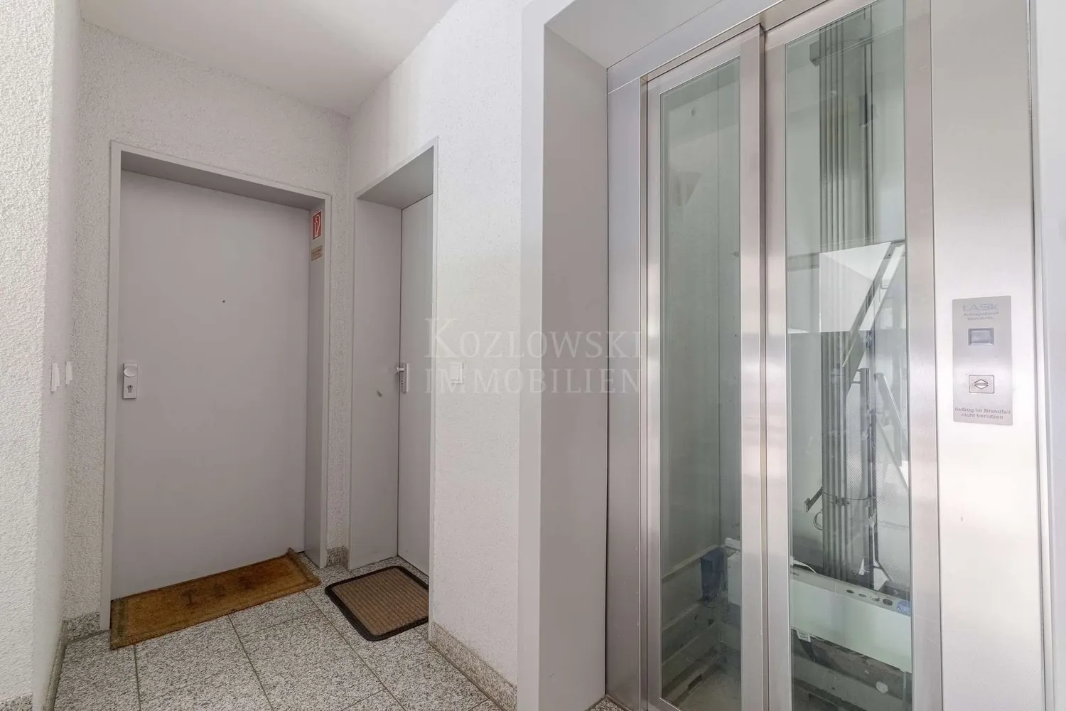3 Zimmer Wohnung mit 87 m² in Mannheim – Bild 2