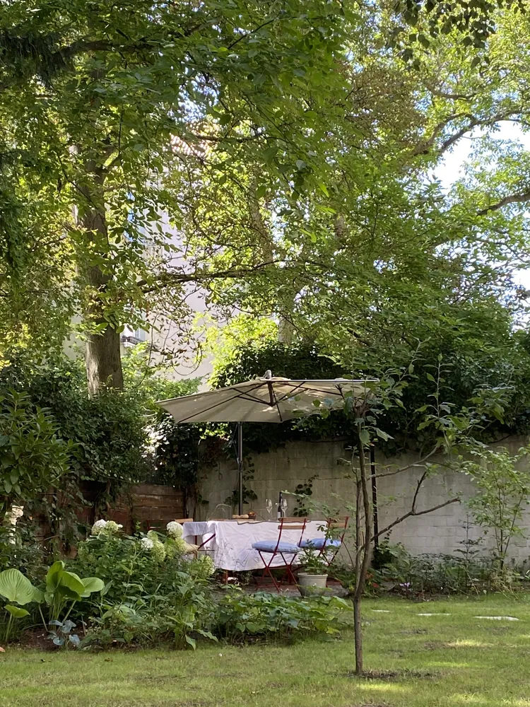 7 Zimmer Wohnung mit 185 m² in Berlin – Bild 1